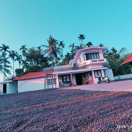 Streaming Valley Independent Coffee Estate Stay Madikeri Bagian luar foto